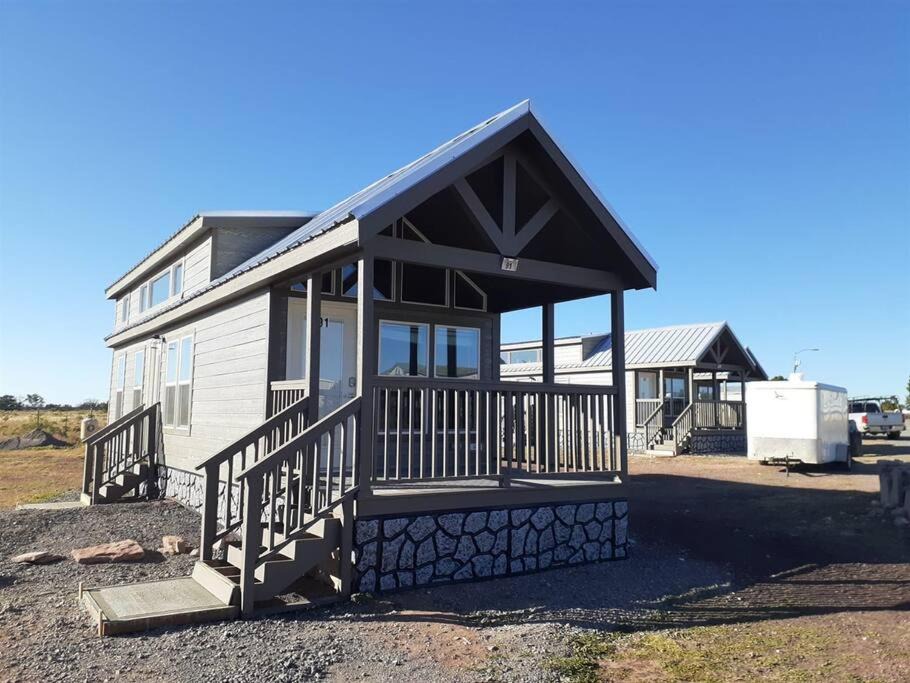 Valle House | 091 Star Gazing Tiny Home near Grand Canyon South Rim Sleeps 8
