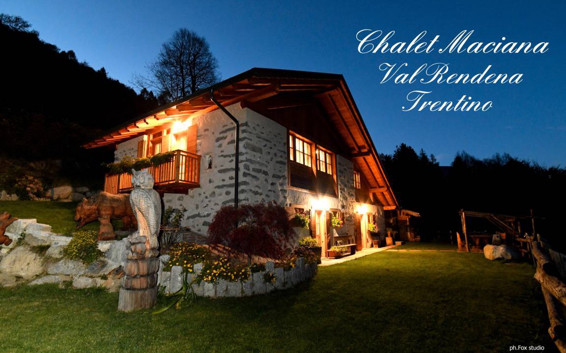 Porte di Rendena Ski Chalet | 100 m² Chalet ∙ 2 bedrooms ∙ 5 guests