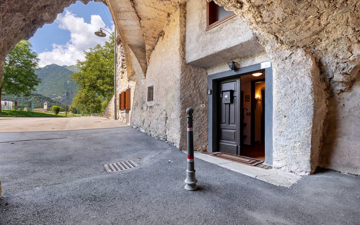 Bleggio Inferiore Ski Chalet | 112 m² Chalet ∙ 2 bedrooms ∙ 6 guests