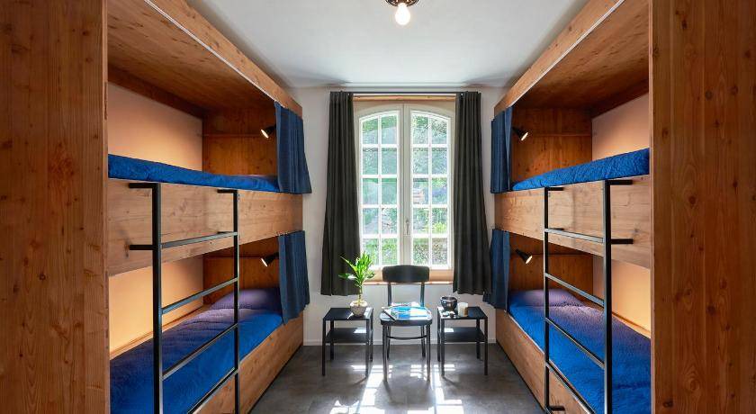 Zermatt Hostel | 14 m² Hostel ∙ 4 guests