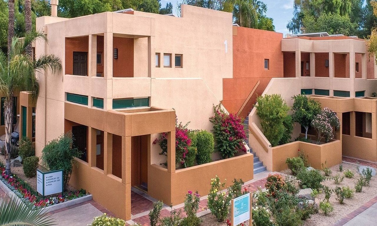 Paradise Valley Village Condo | 1br Unit Oases of Tranquility in the Desert