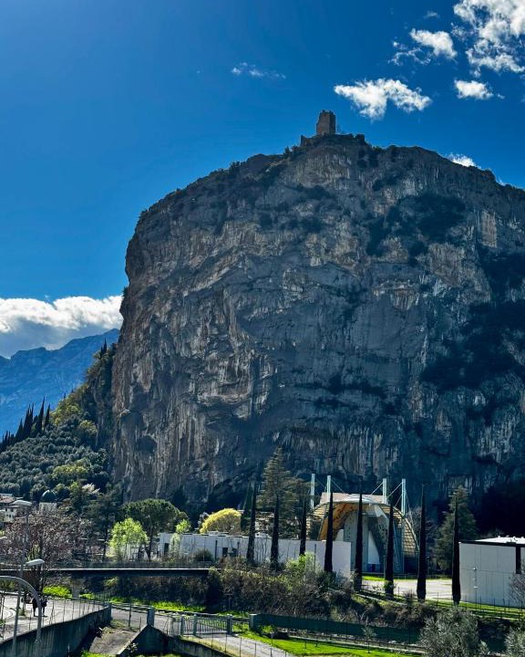 Arco Apartment | 1Dest - Rock'n'River Penthouse