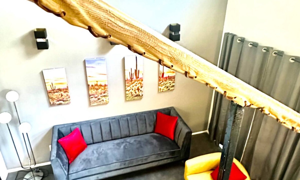 Deer Valley Condo | 2-bedroom gaited condo in Phoenix with fitness room