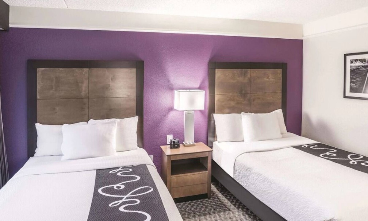 Woodlands Village Hotel | 2 Double Beds, ADA Room, Non-Smoking at La Quinta Inn by Wyndham Flagstaff