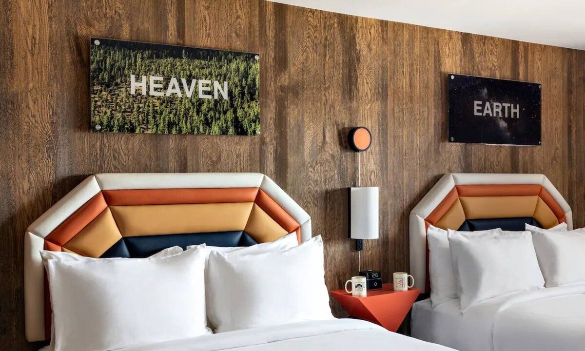 Flagstaff Hotel | 2 Quiet Rooms for Your Next Family Trips Near Lowell Observatory - 4.1 miles