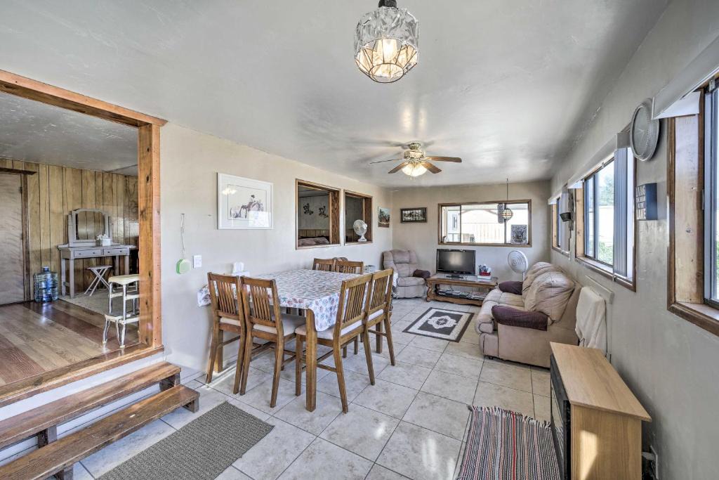 Roosevelt House | 3 Mi to Lake! Roosevelt Retreat w/Fire Pit