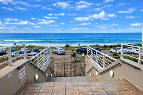 Warner Beach Apartment | 32 Warnadoone- On Warner beach-Amanzimtoti