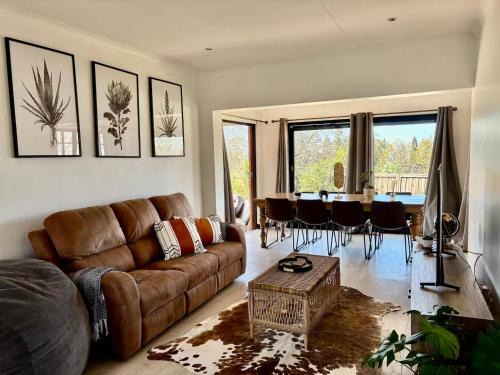 Hilton Villa | 4 Laddswood Lodge
