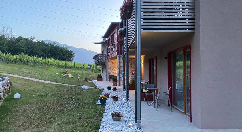Martignano House | 40 m² Farmhouse ∙ 5 guests