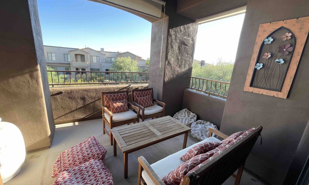 Talon Retreat Condo | 5 minutes to TPC GolfCourse! Family-sized condo in gated community