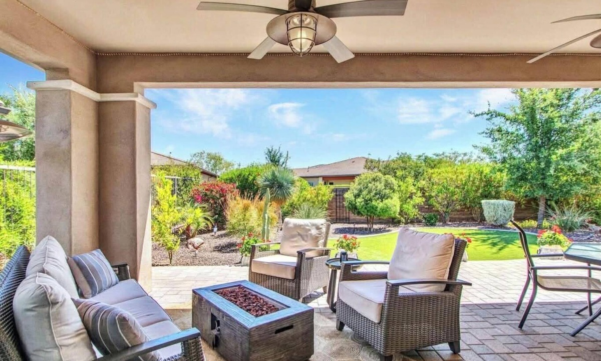 Vistancia House | 55+ Sunny Peoria Home: 2BR/2BA + Den, Family-Friendly