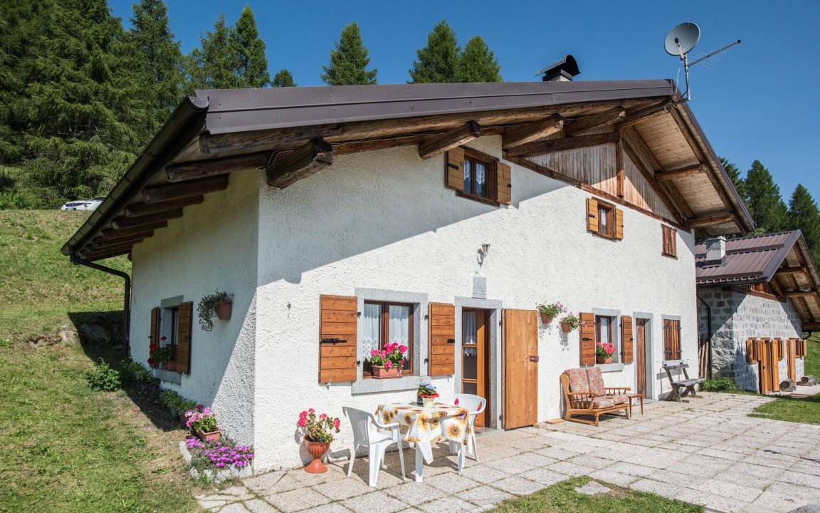 Sella Giudicarie Apartment | 65 m² Apartment ∙ 2 bedrooms ∙ 4 guests