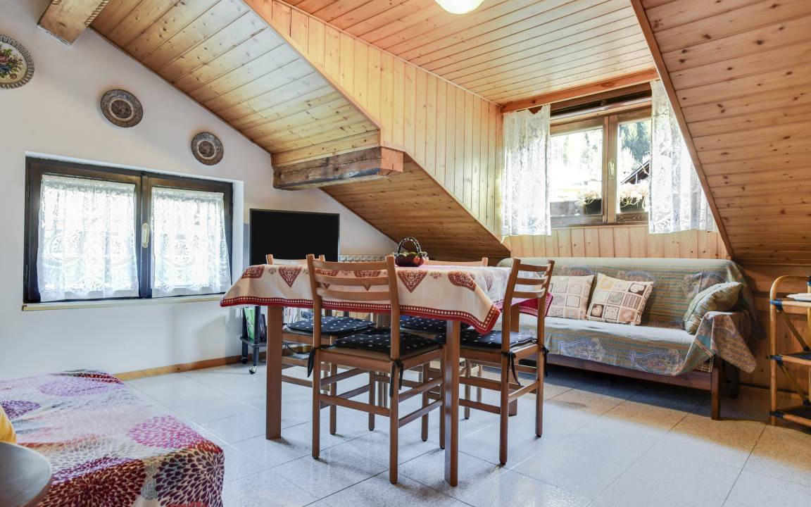 Bocenago Apartment | 65 m² Apartment ∙ 2 bedrooms ∙ 4 guests
