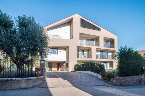 Tramin Apartment | 68 m² Apartment ∙ 2 bedrooms ∙ 7 guests