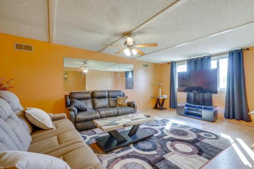 Groves Lincoln Park House | 7 Mi to Saguaro Nat'l Park: Tucson Home w/Yard