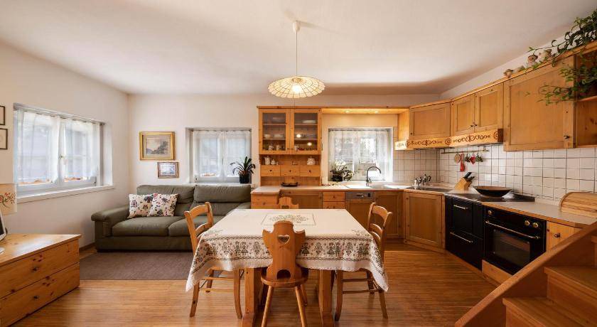 Moena Apartment | 70 m² Apartment ∙ 2 bedrooms ∙ 5 guests