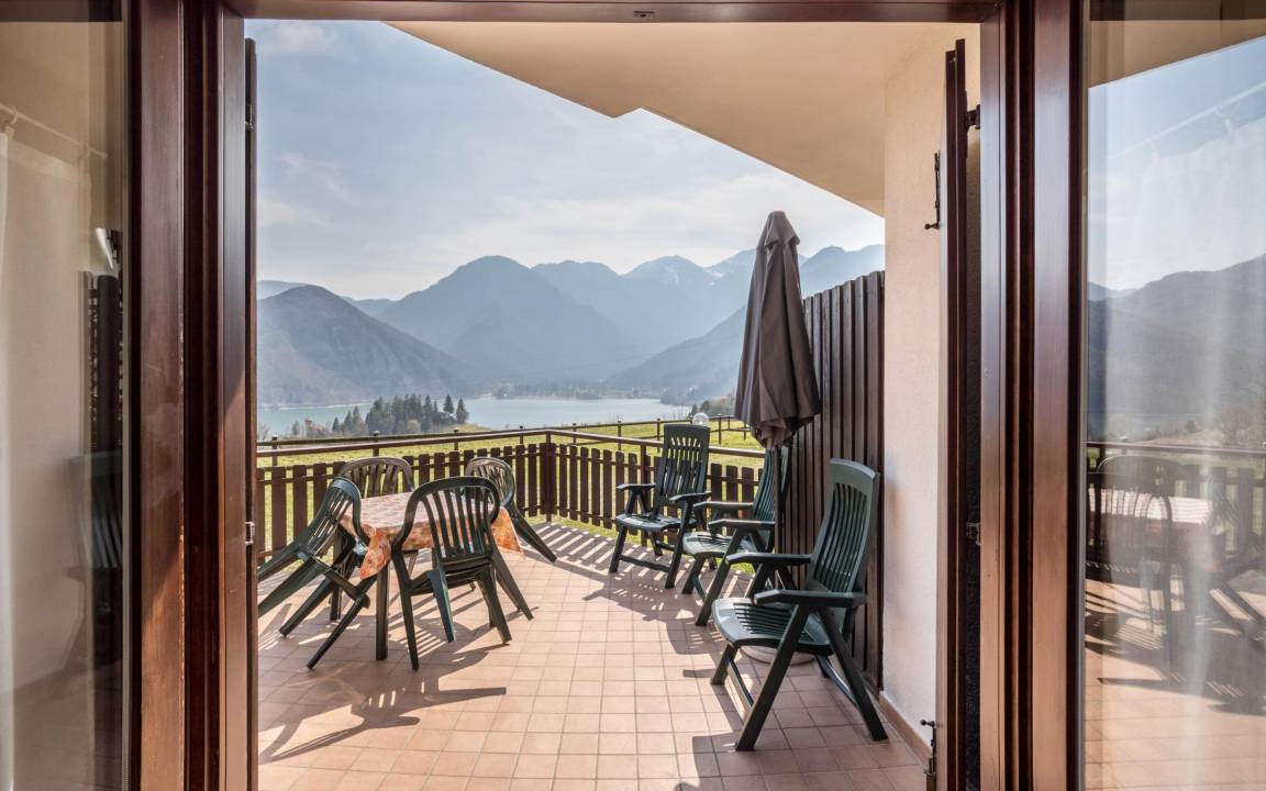 Mezzolago Apartment | 70 m² Apartment ∙ 2 bedrooms ∙ 5 guests
