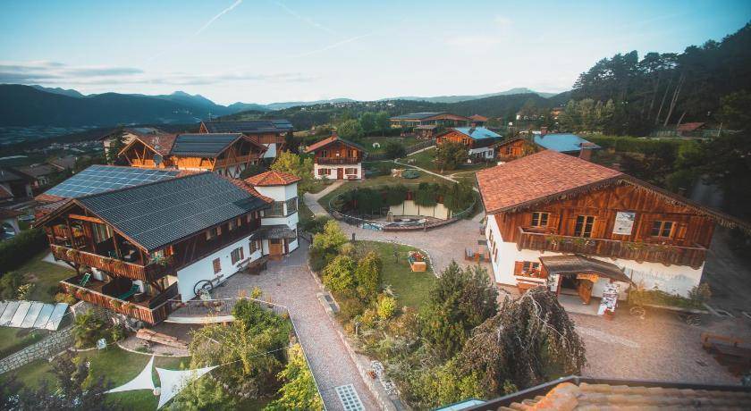 Coredo Ski Chalet | 70 m² Chalet ∙ 2 bedrooms ∙ 6 guests