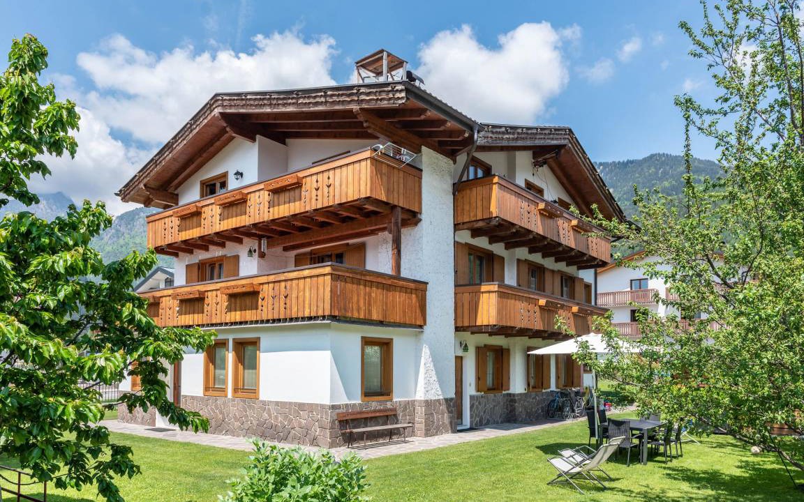 Pinzolo Apartment | 74 m² Apartment ∙ 2 bedrooms ∙ 6 guests