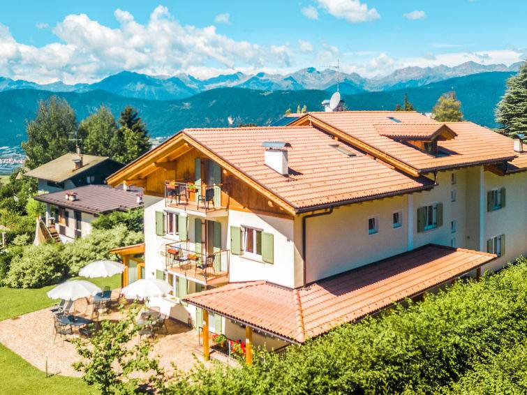 Ronzone Apartment | 75 m² Apartment ∙ 3 bedrooms ∙ 6 guests