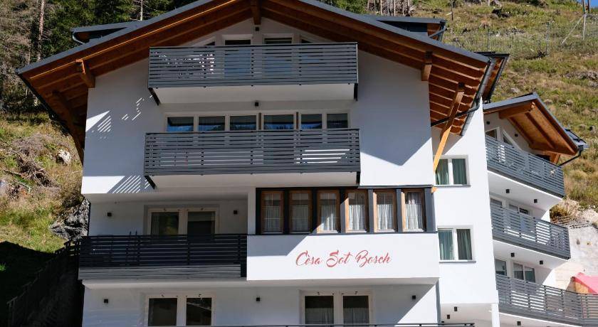 Penia Apartment | 90 m² Apartment ∙ 3 bedrooms ∙ 8 guests