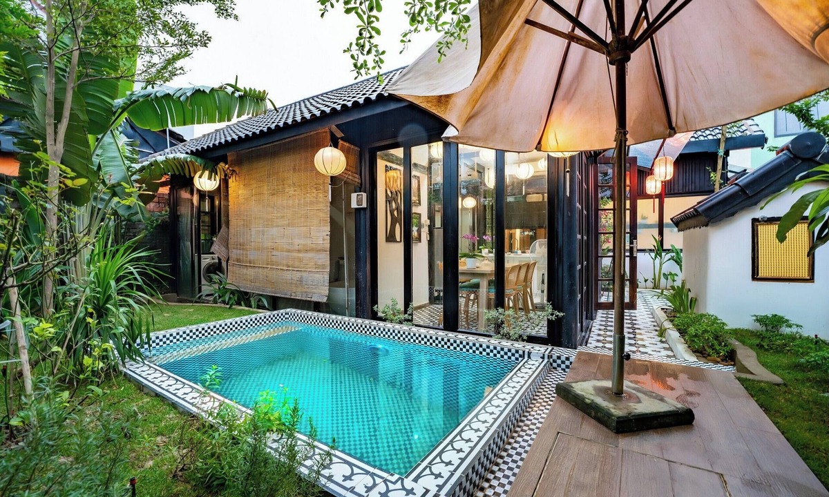 Hoi An City Centre Cottage | A cozy private villa with a pool and kitchen for couple