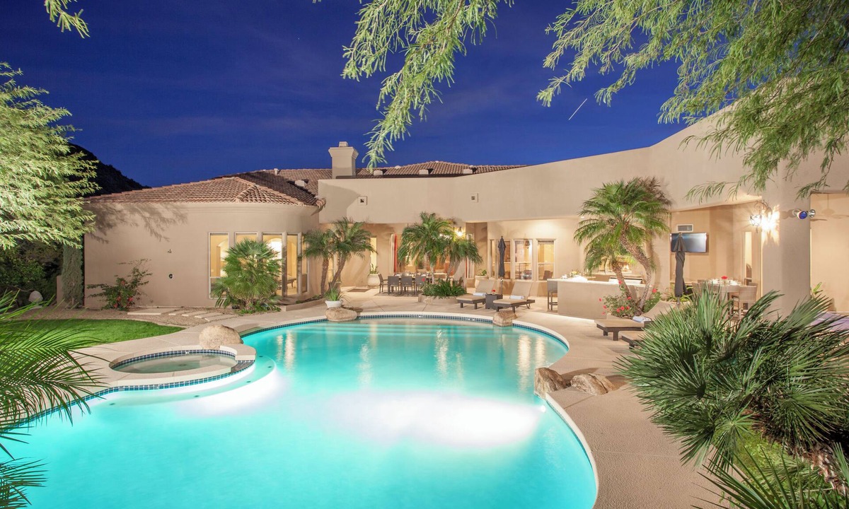Pinnacle Peak Heights House | A Premier North Scottsdale Estate Designed for Entertaining