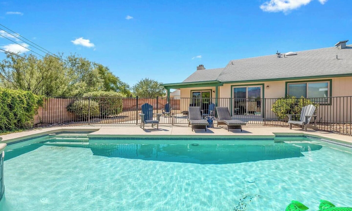 Tucson House | A Secluded & Spacious Retreat w/Heated Pool & Spa & Spectacular Mountain Views