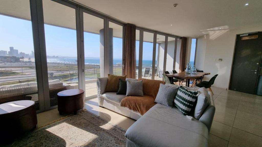 Durban Point Apartment | Accommodation Front - The Quays 503 - 6 Sleeper Across the Beachfront