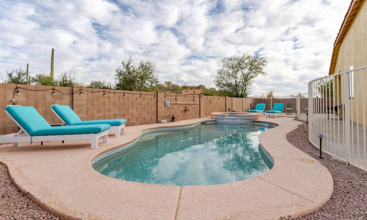 Tucson House | ✨ Across Starpass private pool Private hot tub, Free fast wifi, King bed ✨