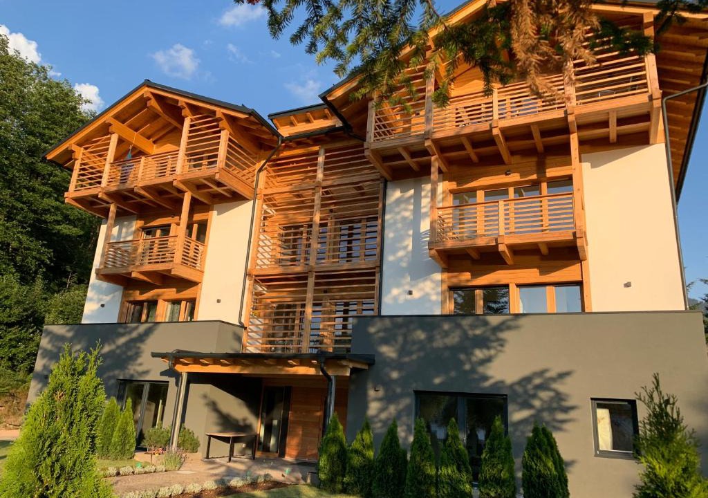 Baselga di Pine House | Affittacamere Casa Ester