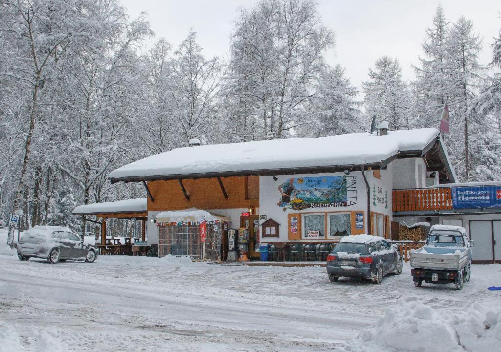 Castello-Molina di Fiemme Hotel | Albergo Pineta