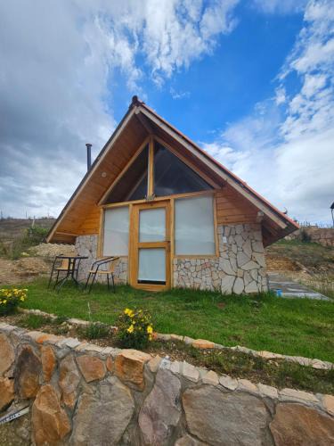 Namora Cabin | Alpine Lake Lodge Hotel