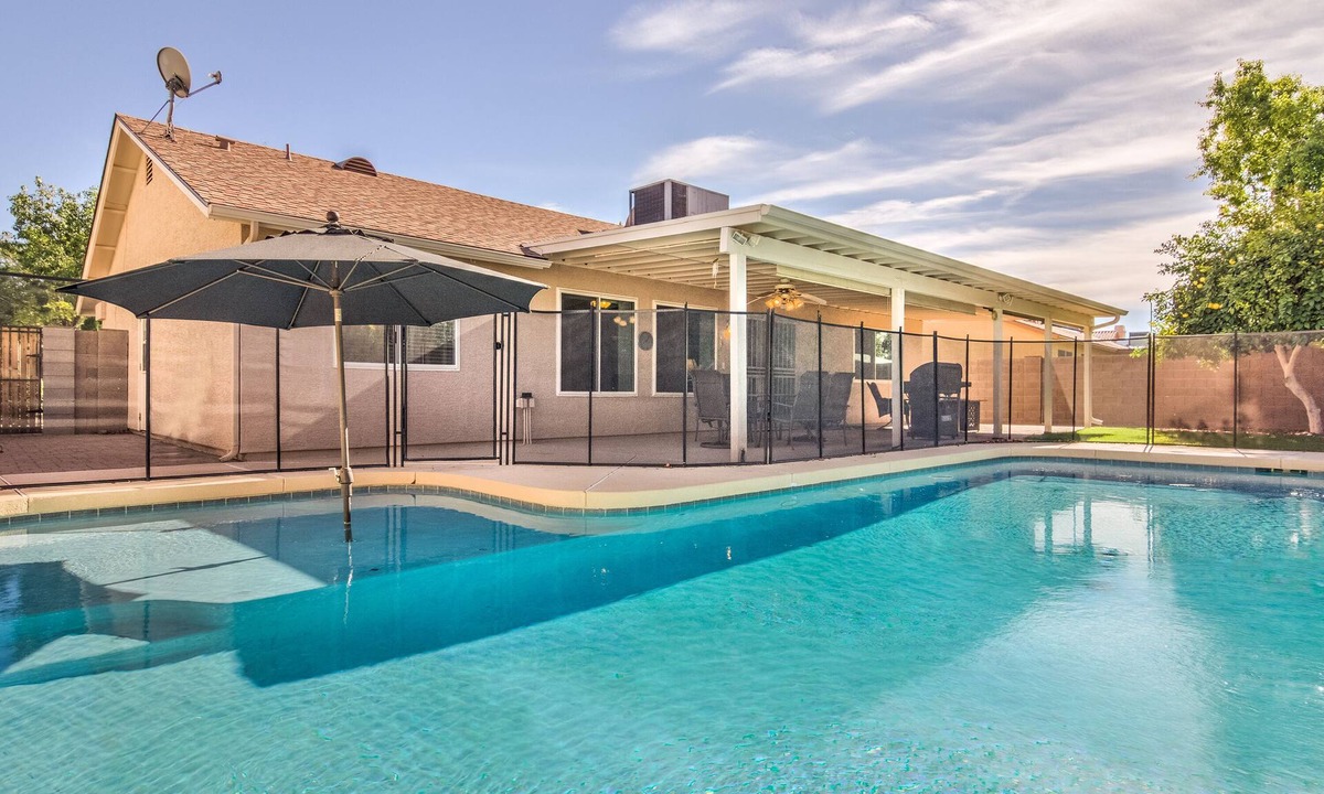 Camelot Estates House | AmAZing AZ Photography Blesses This Beautiful NE Mesa Home With Non-Heated Pool