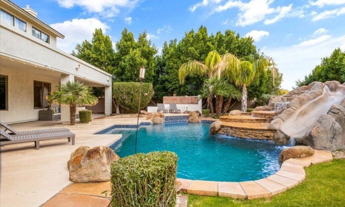 Litchfield Park House | Amazing Litchfield Estate With Backyard Oasis!