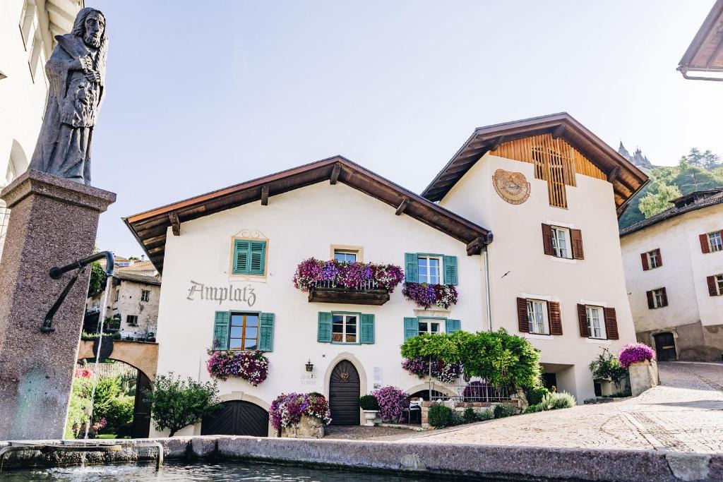 Montagna Hotel | Amplatz 1523 - B&B and Suites