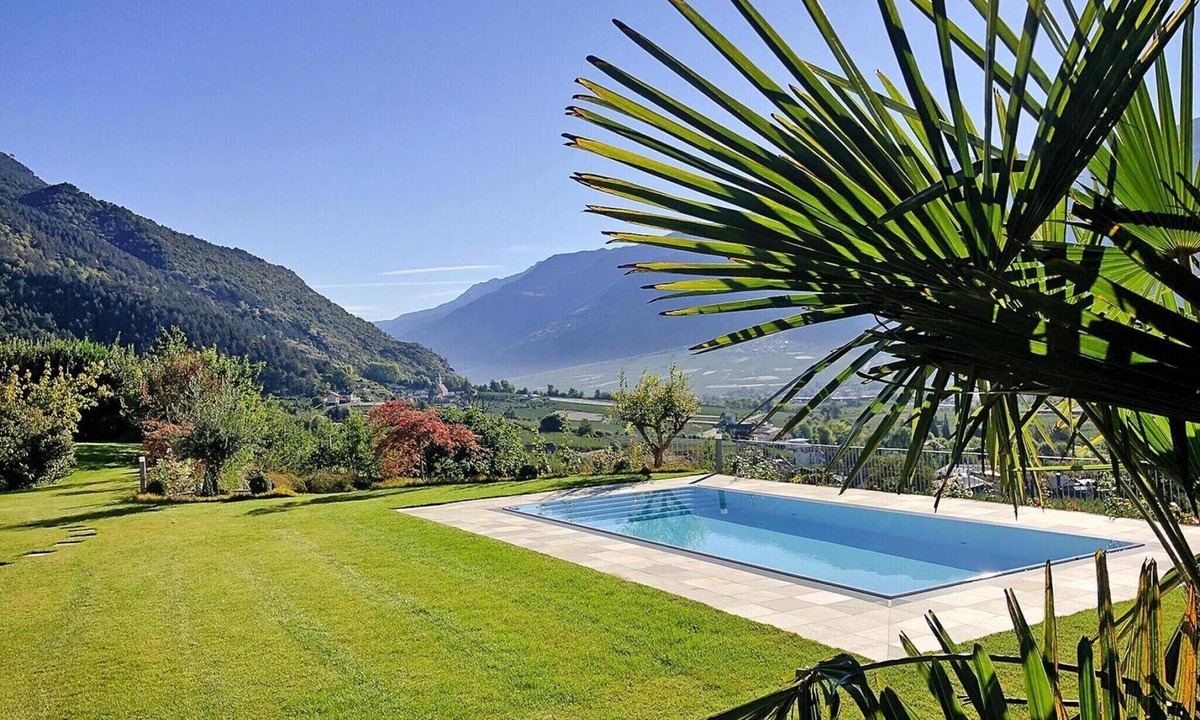 Coldrano Apartment | Apartment in Goldrain with Pool & Mountain Views