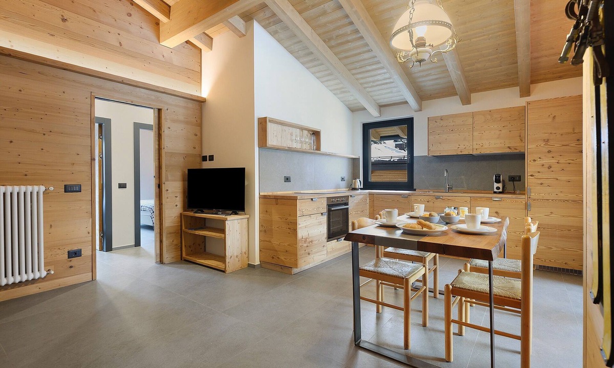 Fucine Apartment | Apartment 'Laste' with Balcony and Wi-Fi