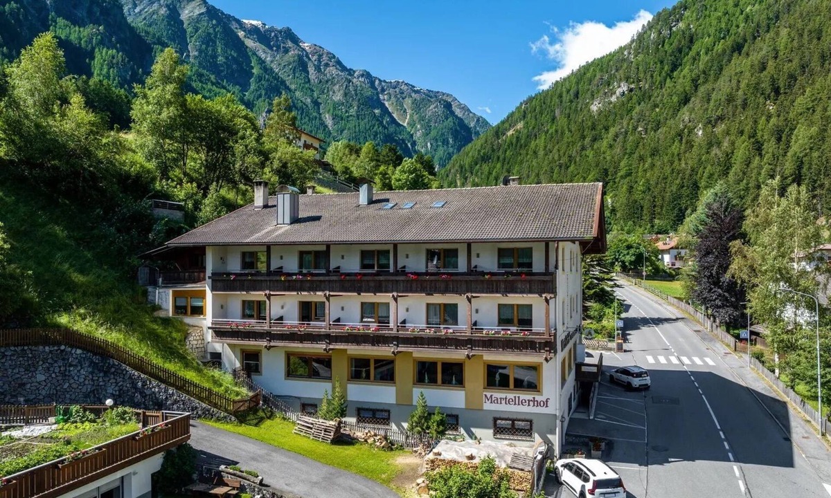 Martello Apartment | Apartment 'Martellerhof - Opis Pennhaus Small' with Sea View, Shared Terrace and Wi-Fi