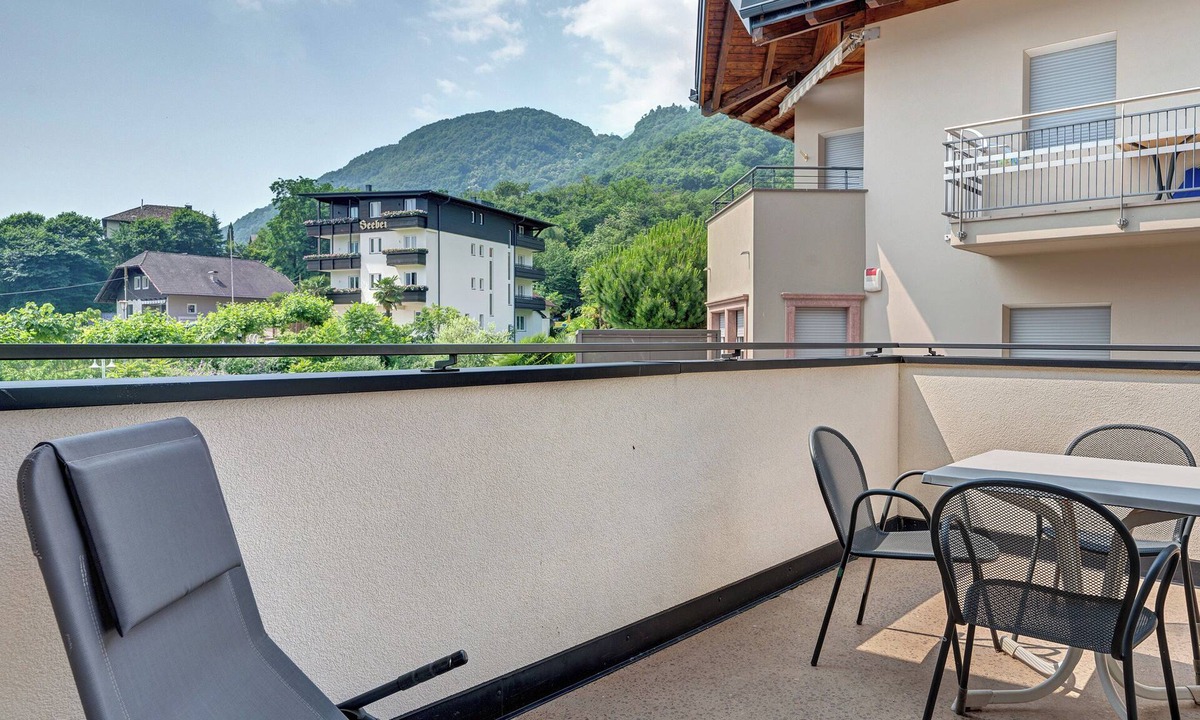Sankt Josef Am See Apartment | Apartment 'Seaberhof 7' with Lake View, Shared Pool and Wi-Fi