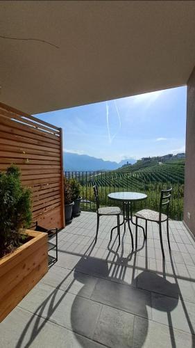 Tassullo Apartment | Apartment with terrace - Monte Ponente