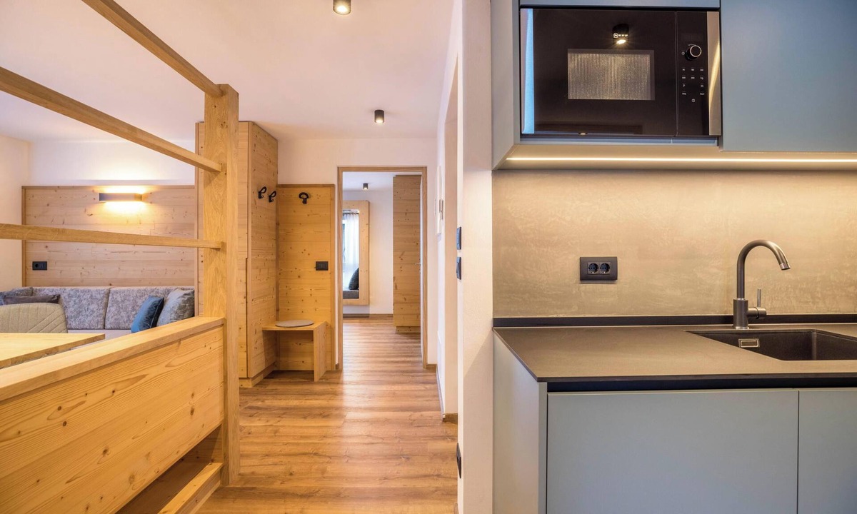 San Vigilio Apartment | "Apartments Armeri Blue Dolomites" with Mountain View, Balcony & Wi-Fi