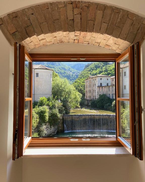 Rovereto Apartment | Appartamento Borgo San Tomaso, tra storia e natura