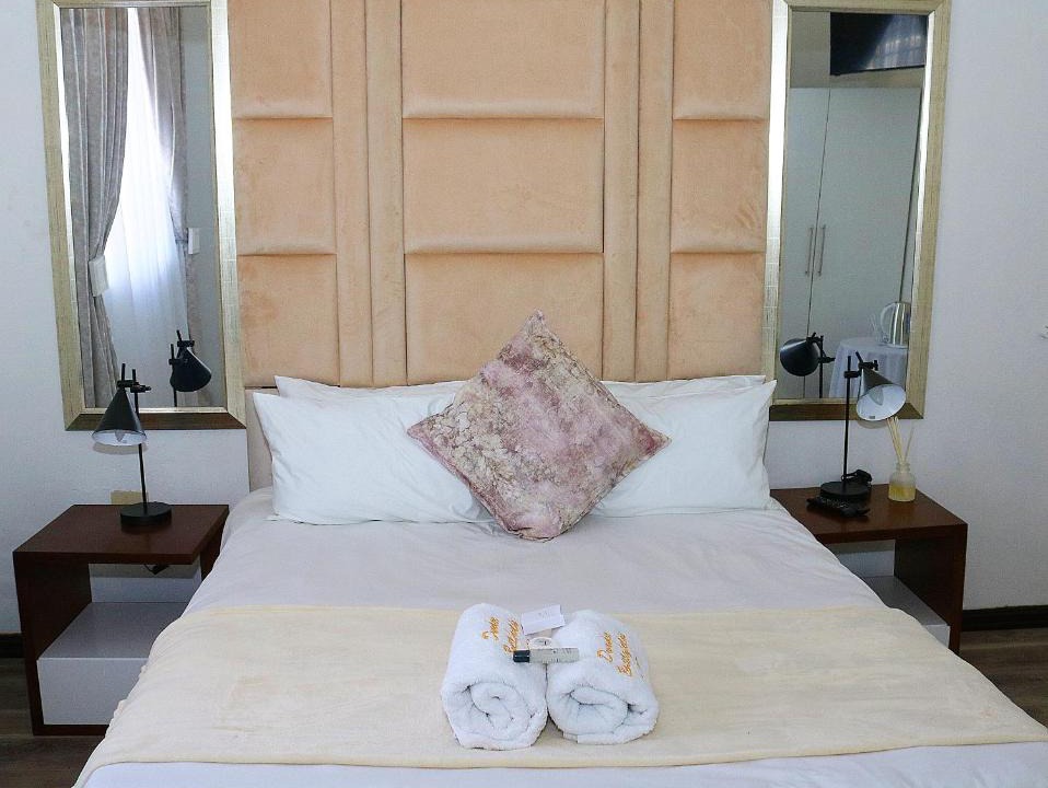 Dundee House | Arusha Lodge