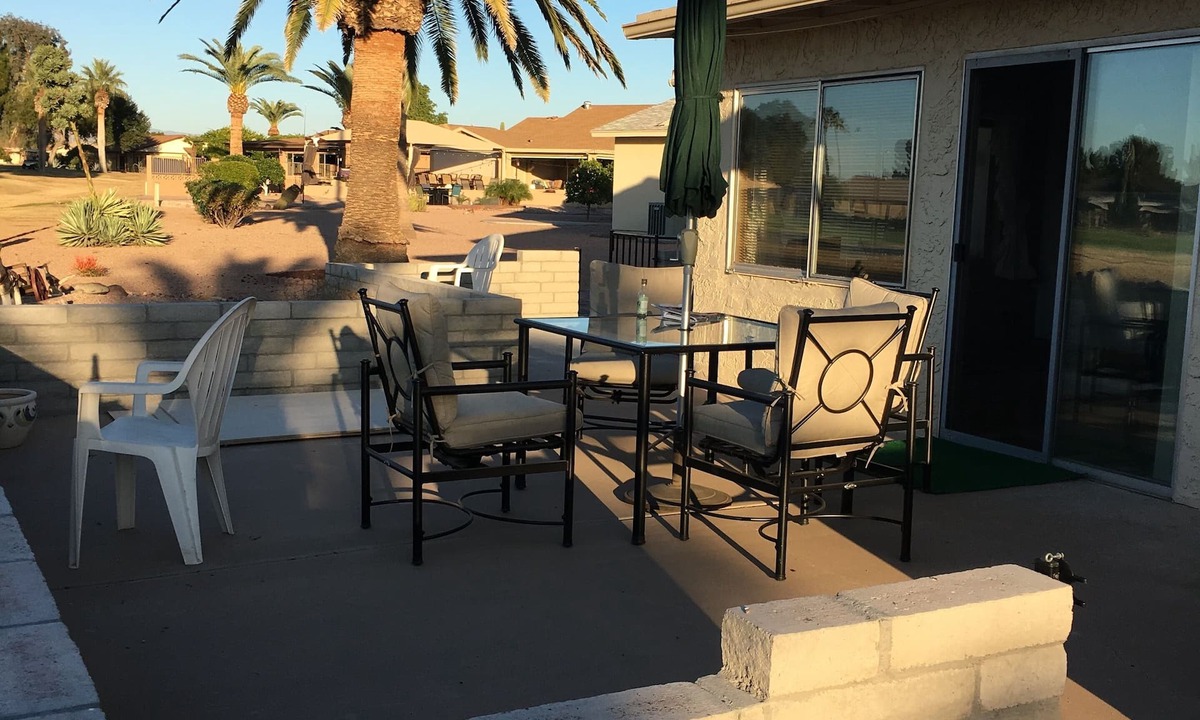 Fountain of the Sun House | Backyard on 14th hole of Golf Course/Dog-friendly