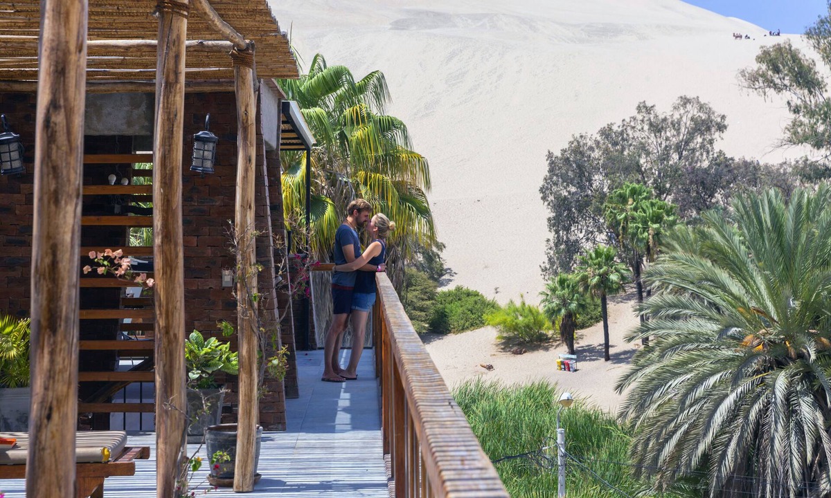 Huacachina Hostel | Bananas Adventure Hostel