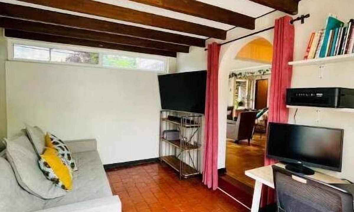 Providencia House | Beautiful home overlooking Costanera Center