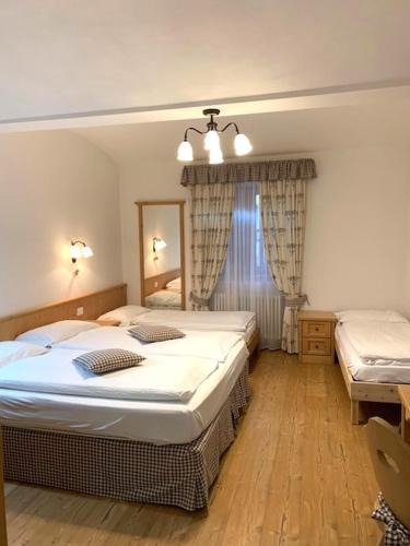 Almazzago House | Bed & Breakfast SISSI