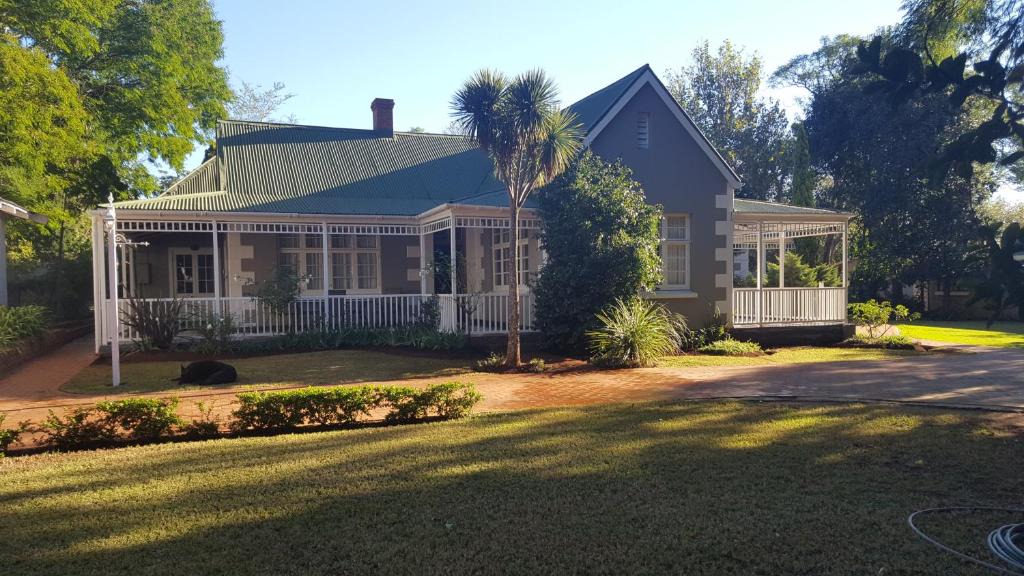 Dundee House | Bellevue Manor Guest House