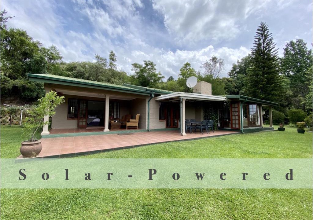 Cathkin Park House | Berg Escape Kiepersol - Spacious Luxury Family Home